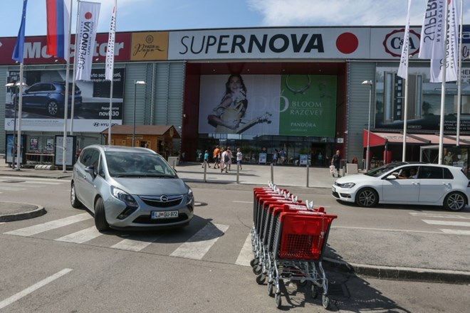 Supernova v nakup še 10 nakupovalnih centrov v Sloveniji