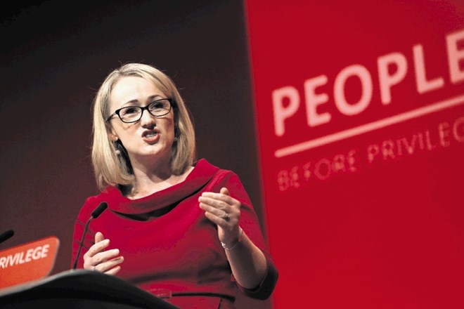Rebecco Long-Bailey naj bi pri kandidaturi za novo voditeljico laburistov podpiral tudi Corbyn.