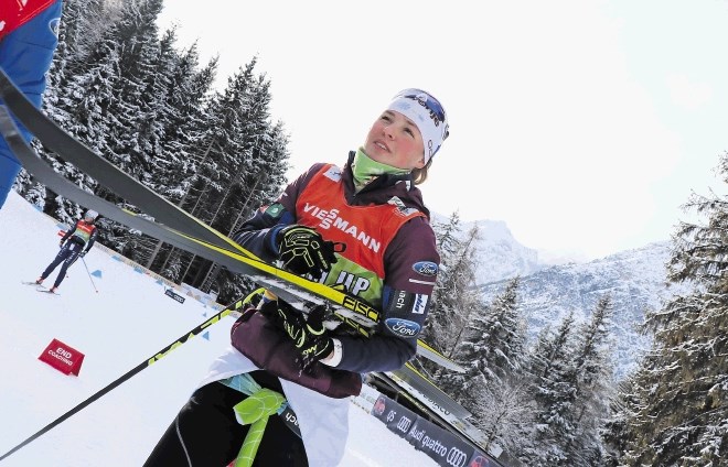 Anamarija Lampič bo danes v Toblachu tekla z rdečo majico vodilne sprinterke Tour de Ski.