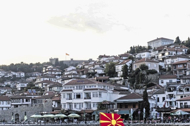 LTH Castings ima v Ohridu podjetje LTH Learnica, kjer sta livarna in orodjarna. Tamkajšnje podjetje predstavlja 10-odstotni...