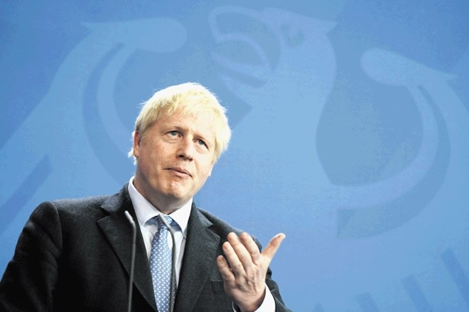Boris Johnson bo jutri na Downing Streetu 10 prvič gostil predsednico evropske komisije Ursulo von der Leyen.