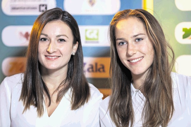 Dalila Jakupović (levo) je nastope v Melbournu že končala, Kaja Juvan pa bo na igrišče v Avstraliji stopila danes.