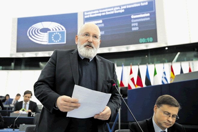 Predlog za nov način financiranja hitrejšega prehoda na zeleno gospodarstvo je evropskim poslancem včeraj predstavil...