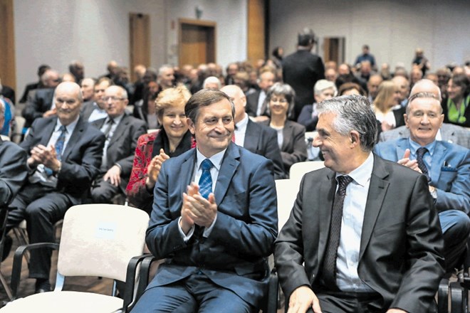 Bivši podpredsednik DeSUS Tomaž Gantar (desno) napoveduje, da bo v primeru Erjavčeve ponovne izvolitve zapustil stranko...