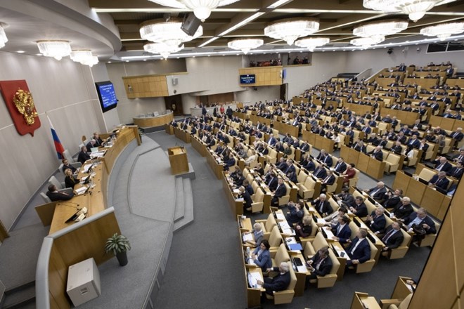 Ruski parlament v prvem branju potrdil ustavne spremembe