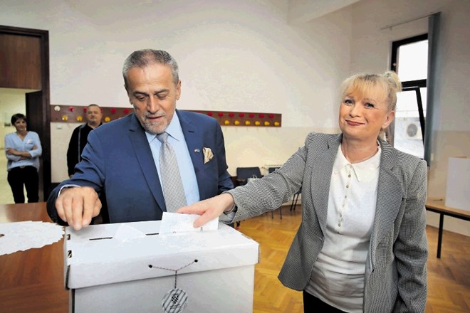 Vesna Bandić se ne pojavlja rada v javnosti, je pa v medijih, ko je Milan Bandić kandidiral za predsednika republike,...