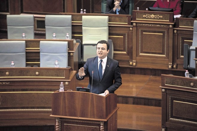 Novi kosovski premier Albin Kurti je napovedal, da se za kosovsko državo odpira novo poglavje.