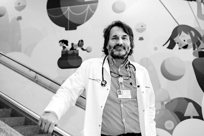 Marko Pokorn, strokovni direktor pediatrične klinike UKC Ljubljana: Želim si, da bi novi koronavirus še malo počakal
