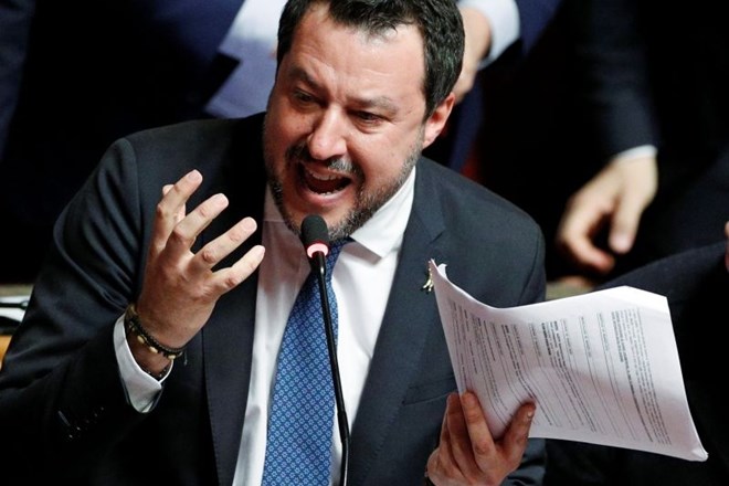 Senat dal zeleno luč za sojenje Salviniju zaradi zadrževanja migrantov na morju