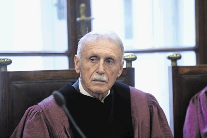 V zvezi z dogodki iz polpretekle zgodovine je Marko Šorli pred odhodom na ustavno sodišče na vrhovnem sodišču poskrbel za...