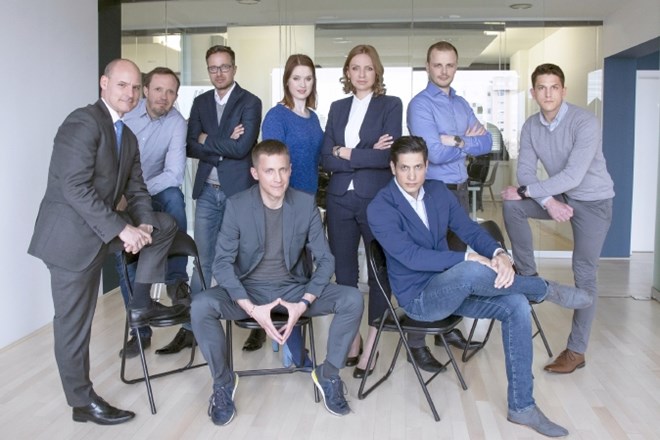 Ekipa Borze terjatev - skrajno levo Sašo Breitenberger, ki je prevzel vodenje podjetja P2P finance na Hrvaškem.