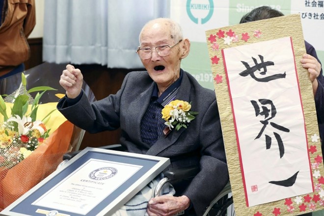 Naziv najstarejšega moškega je Chitetsu Watanabe sicer uradno prejel pred dvema tednoma.