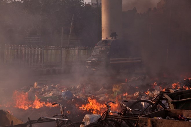 Protesti v New Delhiju terjali nove žrtve