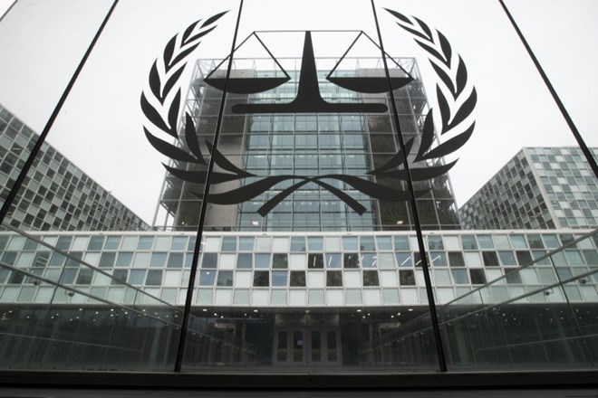 Mednarodno kazensko sodišče je odobrilo odprtje uradne preiskave o domnevnih vojnih zločinih pripadnikov ameriške in...
