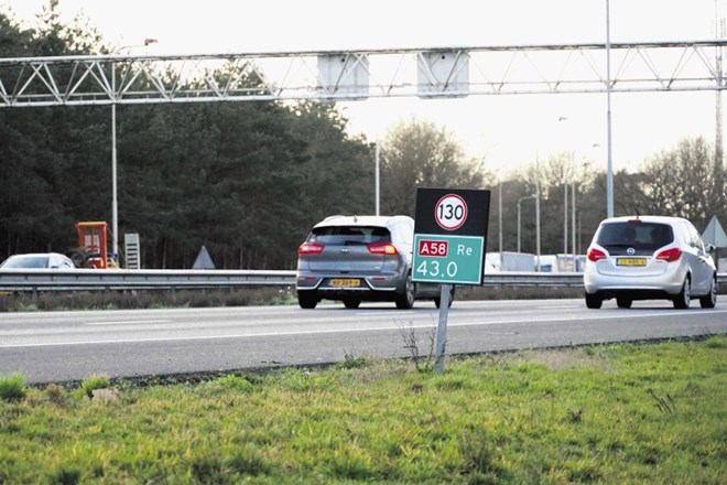 Na Nizozemskem so prejšnji mesec najvišjo dovoljeno hitrost s 130 znižali na 100 km/h. Stroški prehoda so ocenjeni na slabih...