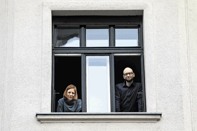 Tina Gregorič in Aljoša Dekleva, arhitekta: Še nikoli se  ni toliko ljudi spraševalo, kaj jim  pomeni dom