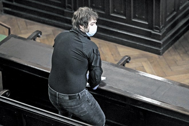 Sebastien Abramov je v včerajšnjem zagovoru na sodišču zanikal krivdo in s prstom pokazal na »zaroto policije«.