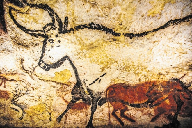 Stenske poslikave v   podzemni jami Lascaux so  osupnile vse,  znanstvenike, slikarje in filozofe.