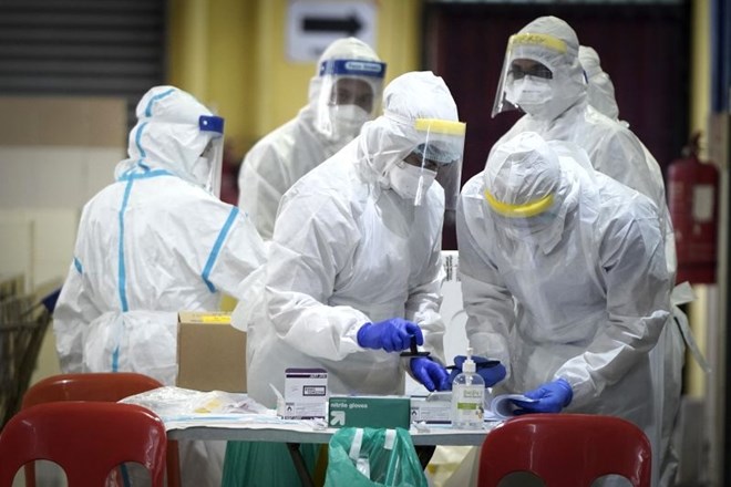 V Trst prihaja bolniška ladja za okužene z novim koronavirusom