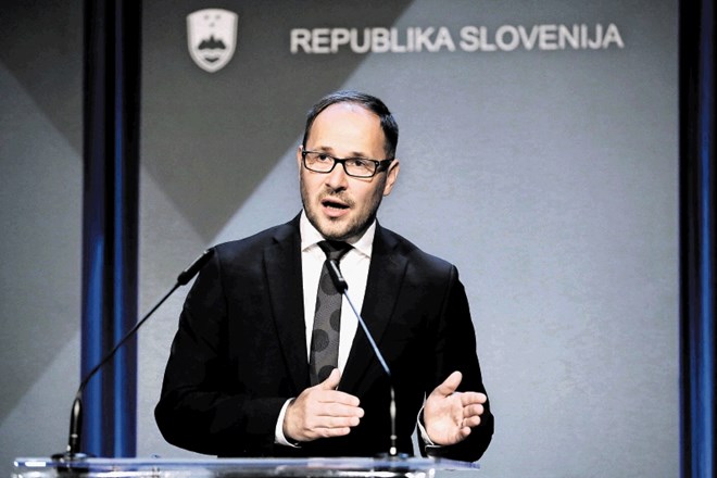 Minister za infrastrukturo Jernej Vrtovec