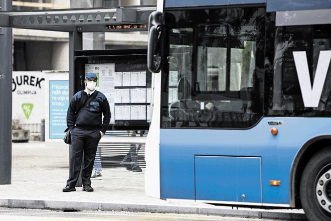 V Javnem podjetju Ljubljanski potniški promet upajo, da jim bo država subvencionirala izpad voženj.