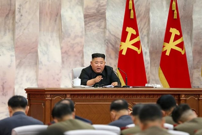 Kim napovedal okrepitev jedrskih zmogljivosti Severne Koreje