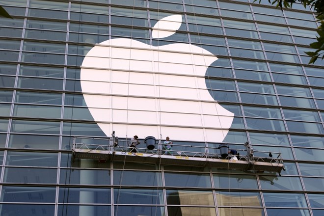 Apple onemogoča mobilnike, ukradene iz njihovih trgovin