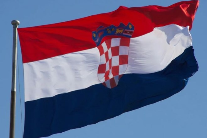 Bruselj potrdil, da Hrvaška izpolnjuje vse pogoje za prevzem evra, razen članstva v ERM II