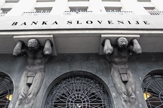 Čez deset dni bo na sodišču EU stekla obravnava proti Sloveniji zaradi zaseženih dokumentov in računalniške opreme na Banki...