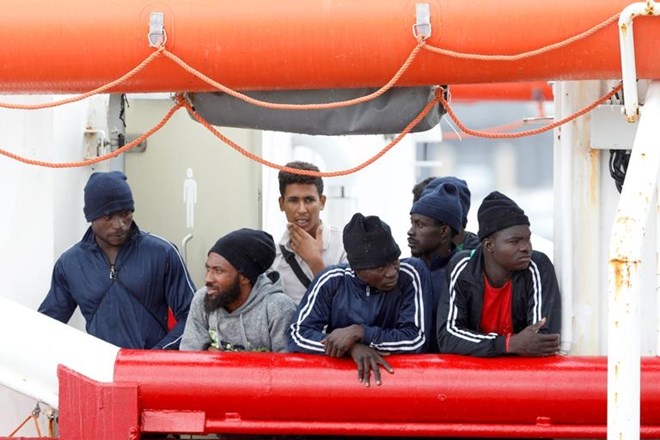 Ladja Ocean Viking po trimesečni prekinitvi nadaljuje reševanje v Sredozemskem morju