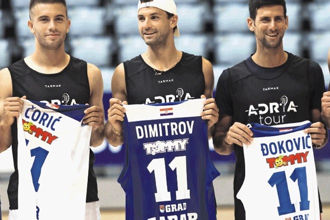 Borna Čorić, Grigor Dimitrov in Novak Đoković med turnirjem v Zadru, med katerim so bili vsi trije pozitivni na covid-19.