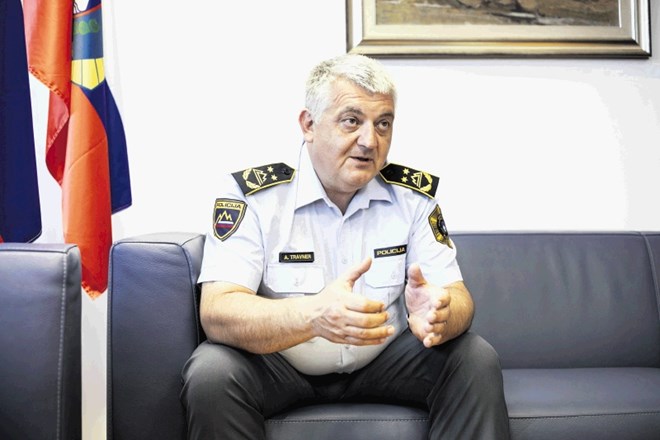 Anton Travner svojega odstopa s položaja generalnega direktorja policije ni obrazložil. Navedel je, da odstopa iz osebnih...