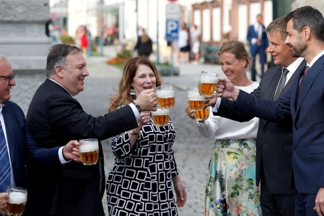 Čehi so Pompea pričakali s pivom.