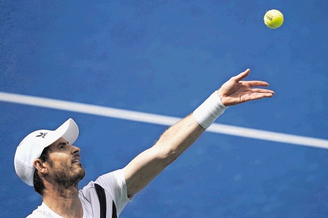 Andy Murray je bil po vrnitvi na teniška igrišča povsem izmučen.