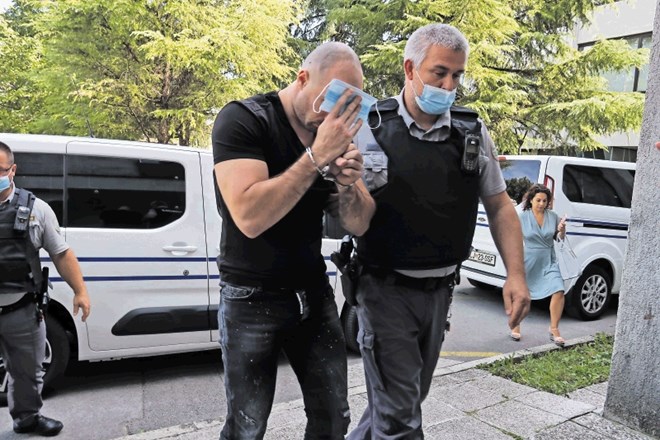 Obtoženi Črnogorec Bojan Stanojević ni priznal ugrabitve kasneje umorjenega Danijela Božića, prav tako  ne soobtožena...