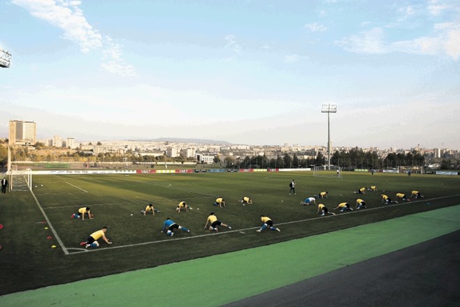 Nogometaši Celja so včeraj zvečer opravili trening v armenski prestolnici, kjer se bodo danes v 3. krogu kvalifikacij za ligo...