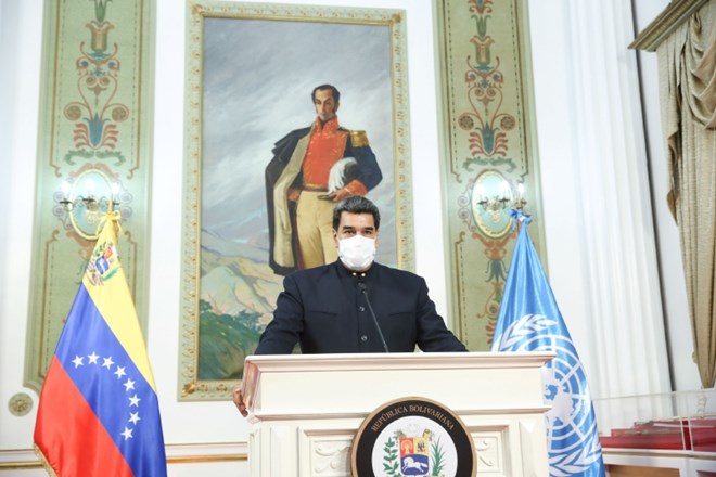 Za ZN je Maduro še vedno legitimen predsednik in njegov govor so predvajali v Generalni skupščini. Če bi bilo zasedanje v...