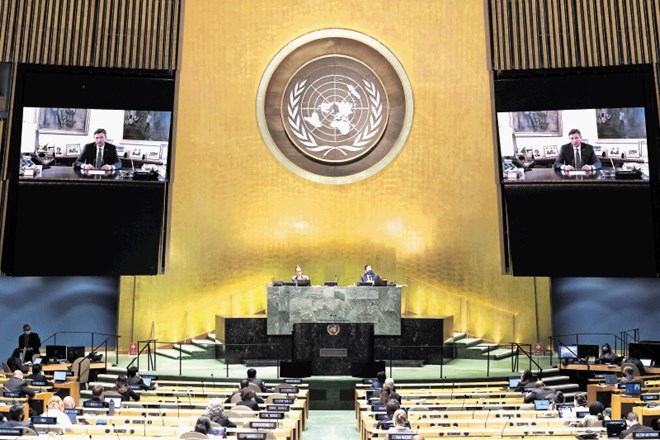 Slovenski predsednik Borut Pahor je danes preko videa nastopil v splošni razpravi v generalni skupščini Združenih narodov.