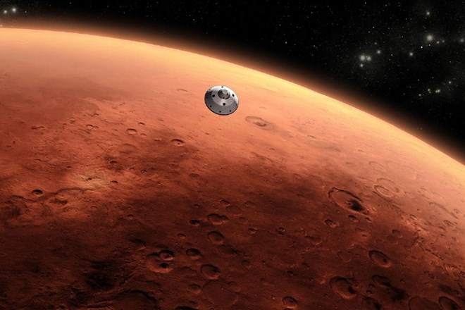 Mars zaradi svojega položaja trenutno zelo dobro viden 