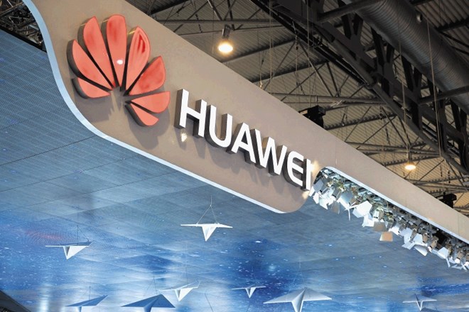 Slovensko-kitajski poslovni svet zaskrbljen nad informacijami o vladnih načrtih glede Huaweija 