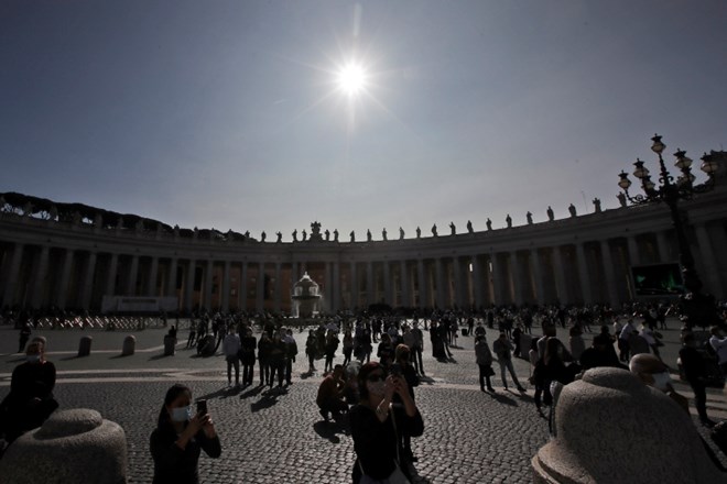 Papež napovedal posvetitev 13 novih kardinalov