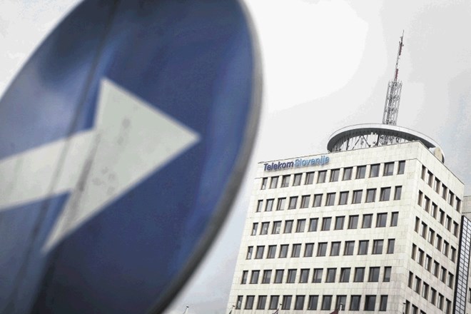 Ključna razloga »nesoglasij«, zaradi katerih so nedavno odstopili trije nadzorniki Telekoma Slovenije,  naj bi bila...