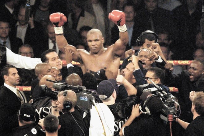 Mike Tyson spada med največje boksarje vseh časov. V nedeljo se vrača v ring po 15 letih premora.