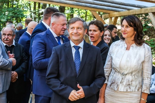 Če bi Karl Erjavec postal predsednik vlade, bi lahko vodil tudi svoja nekdanja ministrska kolega, Alenko Bratušek in Zdravka...