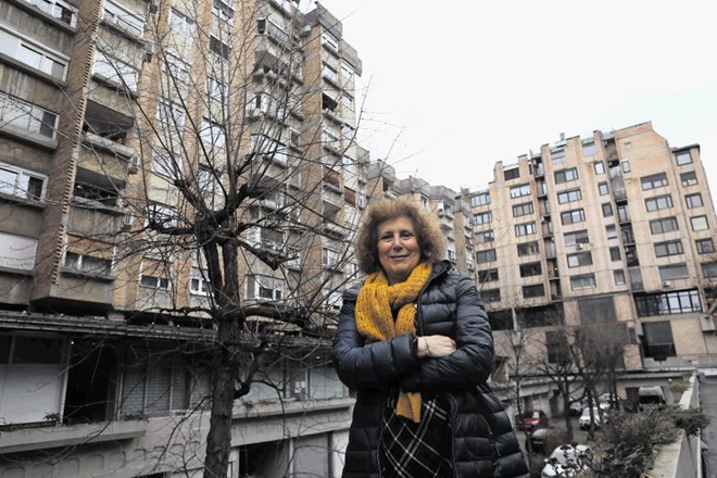 Maja Simoneti je otroštvo preživela v Ferantovih blokih, elitni soseski v središču mesta.