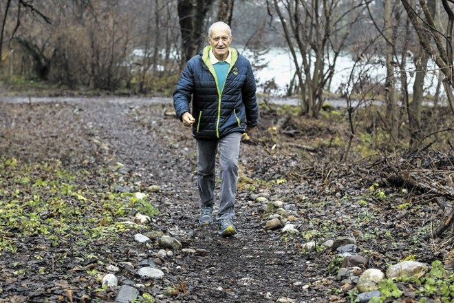 Lojze Pungerčič je pri 82 letih še vedno športno zelo aktiven.