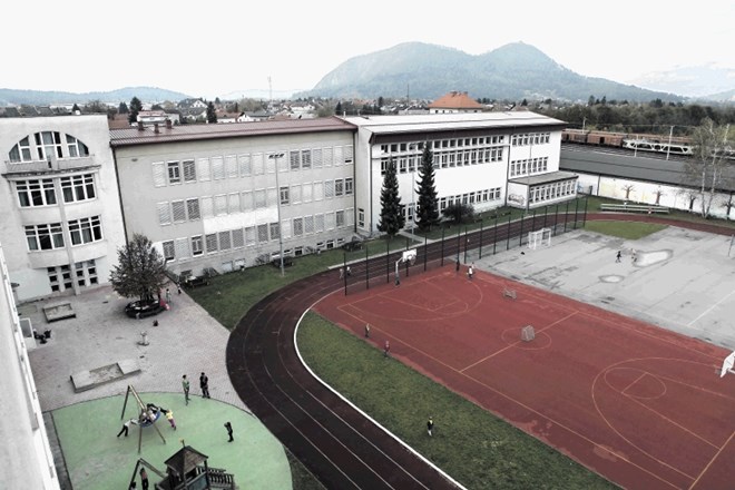 Nova stavba Gimnazije Šentvid je predvidena na mestu novejših prizidkov k osnovni šolski stavbi, ki jo je načrtoval Plečnikov...