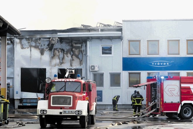Preiskava vzroka požara v podjetju Treves v Biču  še ni končana.