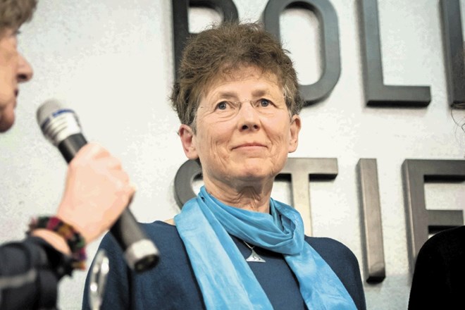 Kristina  Hänel na podelitvi nagrade Anne Klein, ki jo za dosežke v boju za večjo enakopravnost spolov  podeljuje Fundacija...