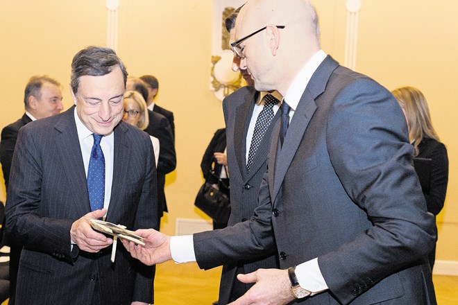 Mario Draghi in dr. Boštjan Jazbec Foto: Matjaž Rušt